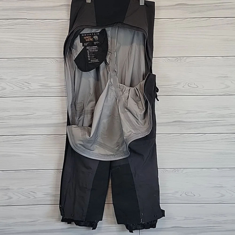 Mountain Hardwear durable waterproof